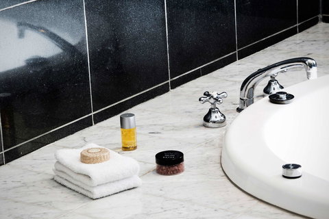 Hyatt Hotel Canberra - A Park Hyatt Hotel - Surfers Paradise Gold Coast 42