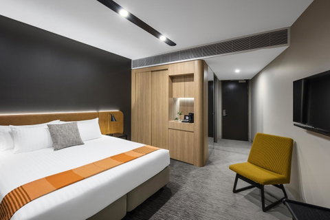 Vibe Hotel Canberra - Surfers Paradise Gold Coast 22
