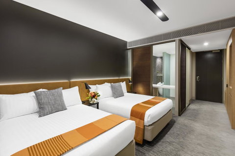 Vibe Hotel Canberra - Surfers Paradise Gold Coast 19