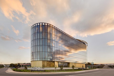 Vibe Hotel Canberra - Surfers Paradise Gold Coast 0