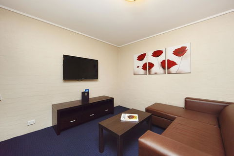 Ibis Styles Canberra - Surfers Paradise Gold Coast 13