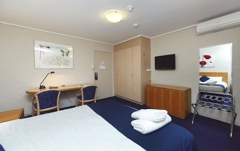 Ibis Styles Canberra - Surfers Paradise Gold Coast 38