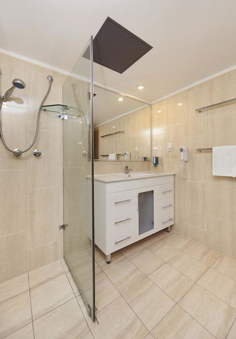 Ibis Styles Canberra - Surfers Paradise Gold Coast 19