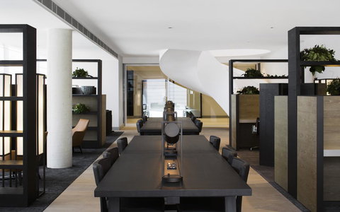 Little National Hotel Canberra - Surfers Paradise Gold Coast 8