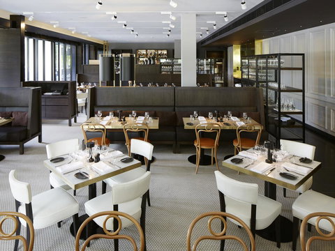 Little National Hotel Canberra - Surfers Paradise Gold Coast 19