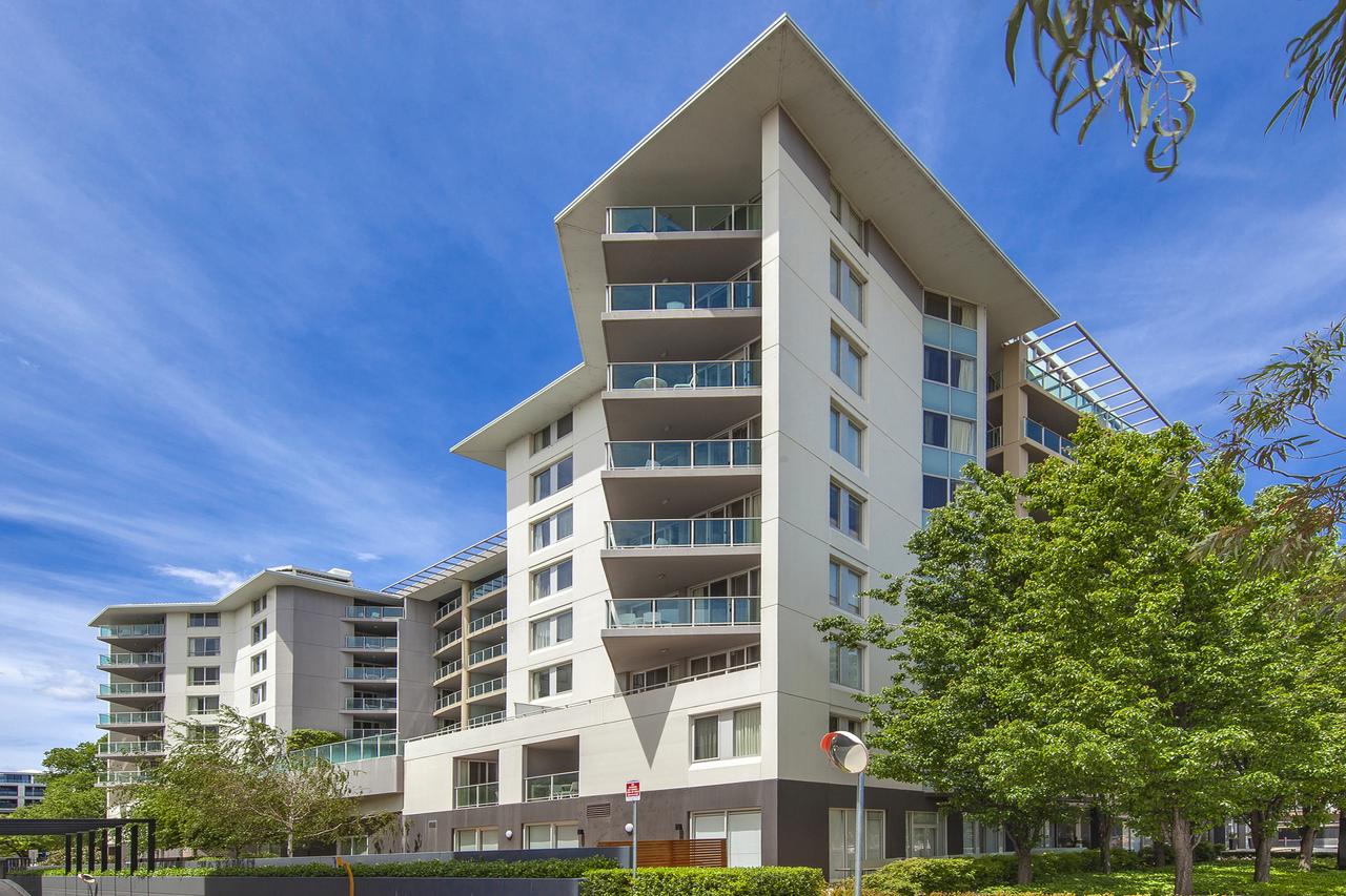 Apartments Broadbeach Waters QLD Surfers Paradise Gold Coast