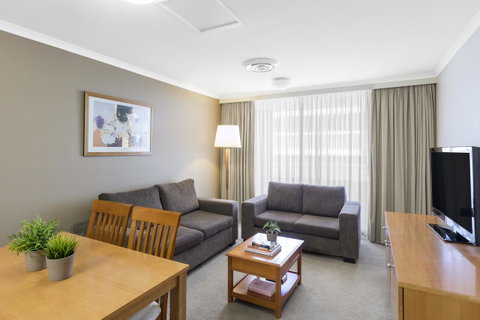 Nesuto Canberra - Surfers Paradise Gold Coast 19