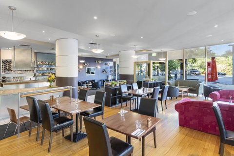 Nesuto Canberra - Surfers Paradise Gold Coast 10