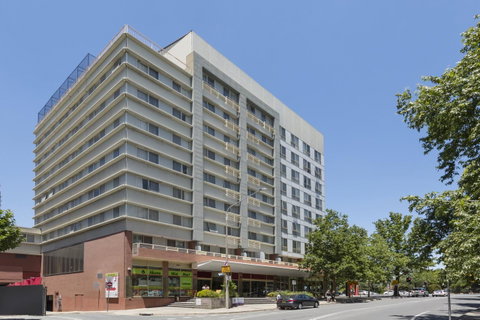 Nesuto Canberra - Surfers Paradise Gold Coast 0