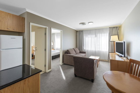 Nesuto Canberra - Surfers Paradise Gold Coast 11