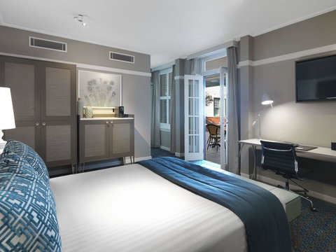 Hotel Kurrajong Canberra - Surfers Paradise Gold Coast 40