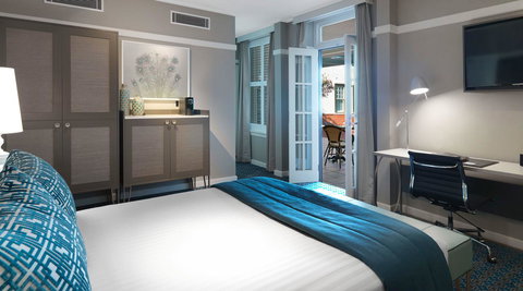 Hotel Kurrajong Canberra - Surfers Paradise Gold Coast 5