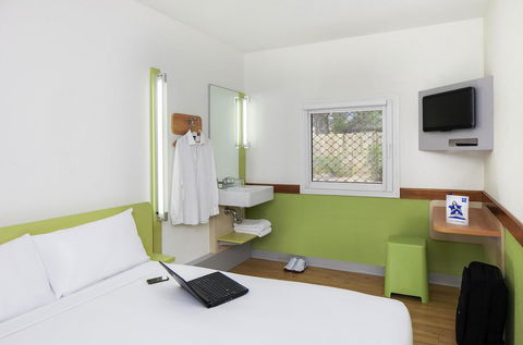 Ibis Budget Canberra - Surfers Paradise Gold Coast 14
