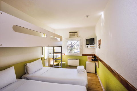 Ibis Budget Canberra - Surfers Paradise Gold Coast 16