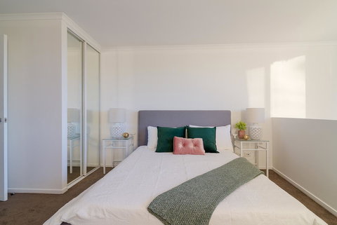 ALLARA CANBERRA - Surfers Paradise Gold Coast 8