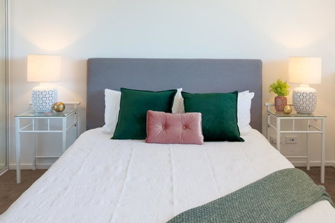 ALLARA CANBERRA - Surfers Paradise Gold Coast 10