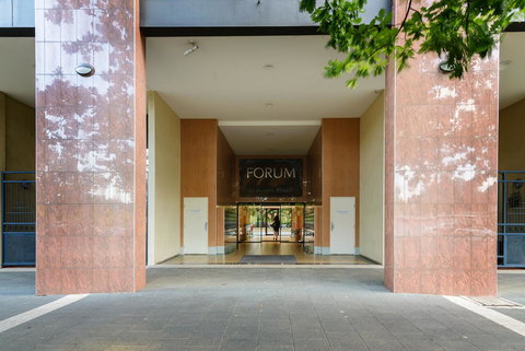 ALLARA CANBERRA - Surfers Paradise Gold Coast 17