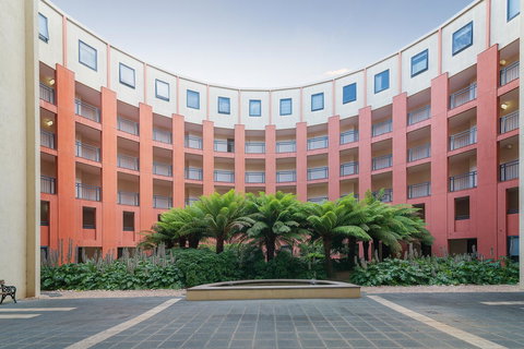 ALLARA CANBERRA - Surfers Paradise Gold Coast 18