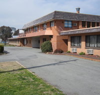 Canberra Lyneham Motor Inn - Surfers Paradise Gold Coast