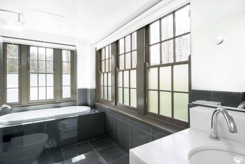 Peppers Gallery Hotel - Surfers Paradise Gold Coast 10