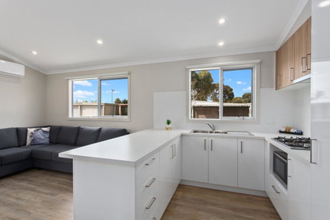 Victor Harbor Holiday Park - Surfers Paradise Gold Coast 35
