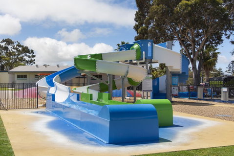 Victor Harbor Holiday Park - Surfers Paradise Gold Coast 3