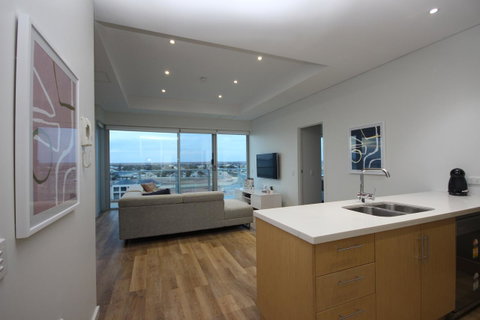 Wallaroo Marina Apartments - Surfers Paradise Gold Coast 18