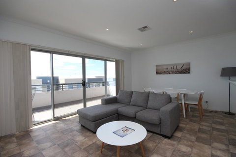 Wallaroo Marina Apartments - Surfers Paradise Gold Coast 25