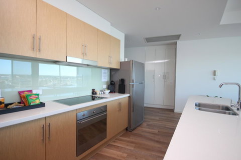 Wallaroo Marina Apartments - Surfers Paradise Gold Coast 11
