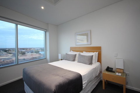 Wallaroo Marina Apartments - Surfers Paradise Gold Coast 17