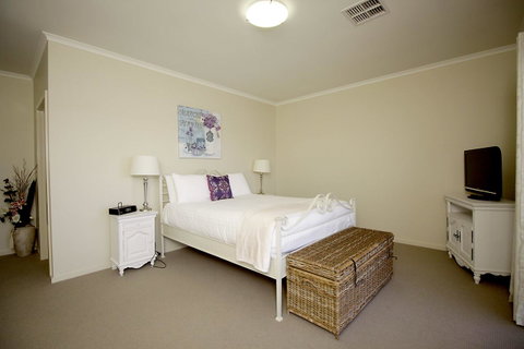 Wallaroo Marina Apartments - Surfers Paradise Gold Coast 7