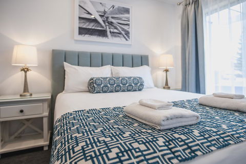 Marina Hotel - Surfers Paradise Gold Coast 23