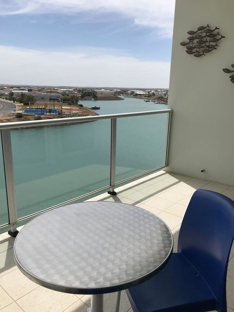 Ocean View Luxury Apartment & Suite - Surfers Paradise Gold Coast 6