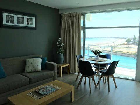 Ocean View Luxury Apartment & Suite - Surfers Paradise Gold Coast 23