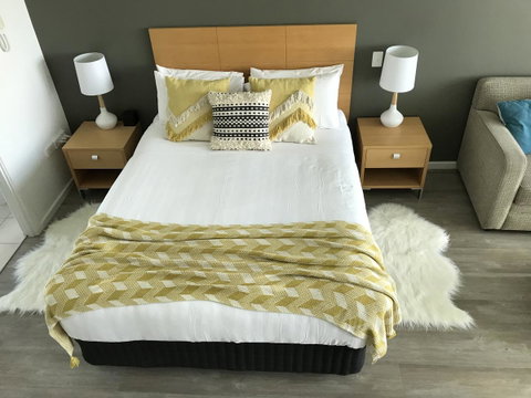 Ocean View Luxury Apartment & Suite - Surfers Paradise Gold Coast 29