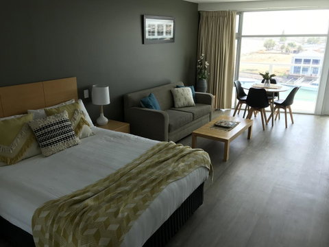 Ocean View Luxury Apartment & Suite - Surfers Paradise Gold Coast 25