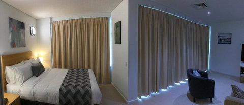Wallaroo Marina Waterfront Luxe Apartment - Surfers Paradise Gold Coast 15