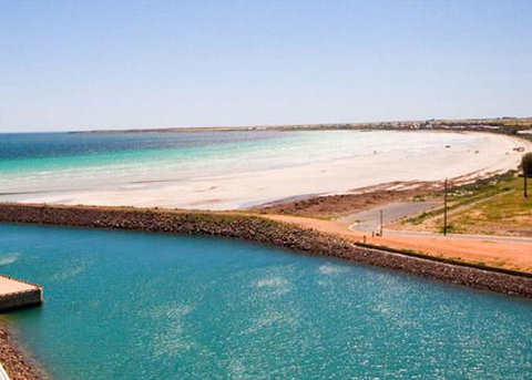 Wallaroo Marina Waterfront Luxe Apartment - Surfers Paradise Gold Coast 23