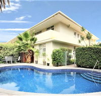 Hi 5 stars Glenelg Studio Apartment - Surfers Paradise Gold Coast
