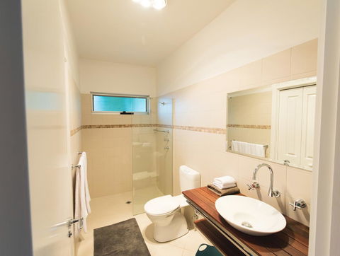 S T U D I O 22 Peaceful Retreat With Garden Views - Surfers Paradise Gold Coast 6