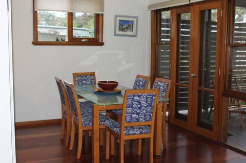 \'Point Break\' Your Waterfront Break At The Point - Surfers Paradise Gold Coast 7