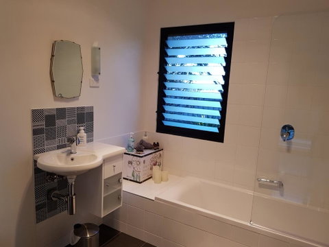 Sinclair Eco House - Surfers Paradise Gold Coast 25