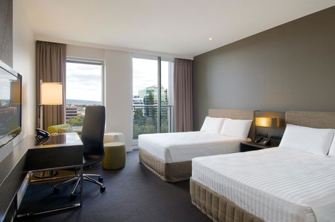 Pullman Adelaide - Surfers Paradise Gold Coast 40