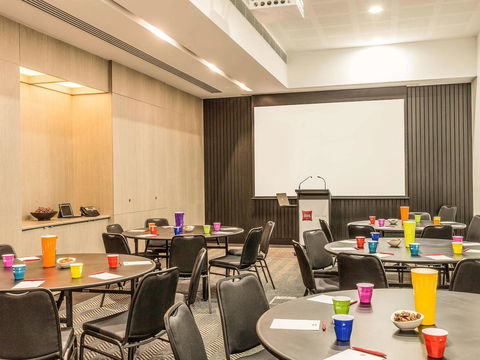 Ibis Adelaide - Surfers Paradise Gold Coast 35