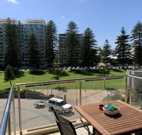Luxury Beachside Accomodation - Surfers Paradise Gold Coast