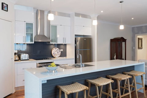 Boutique Getaway On Wright - Surfers Paradise Gold Coast 0