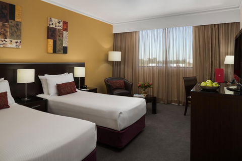Rydges Norwest Sydney - Surfers Paradise Gold Coast 10