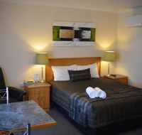 Arkana Motor Inn  Terrace Apartments - Surfers Paradise Gold Coast