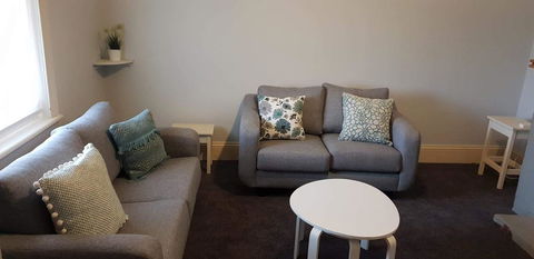 Olive\'s Cottage - Surfers Paradise Gold Coast 9