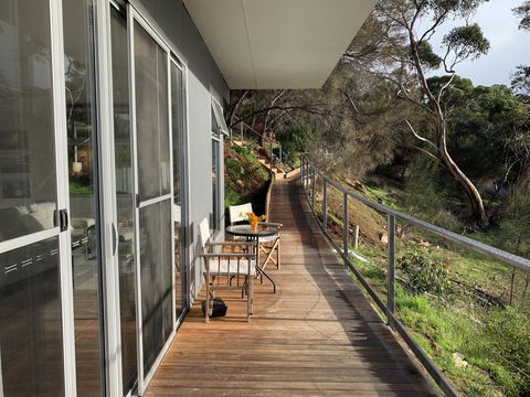 Sunrise On Falie Seaview Eco Accommodation - Surfers Paradise Gold Coast 10